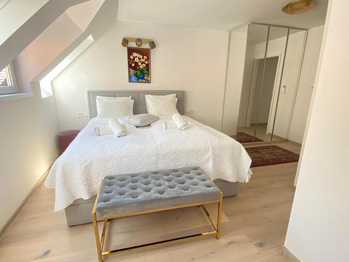 Ab Ljubljana - The Princess Castle Triplex エクステリア 写真